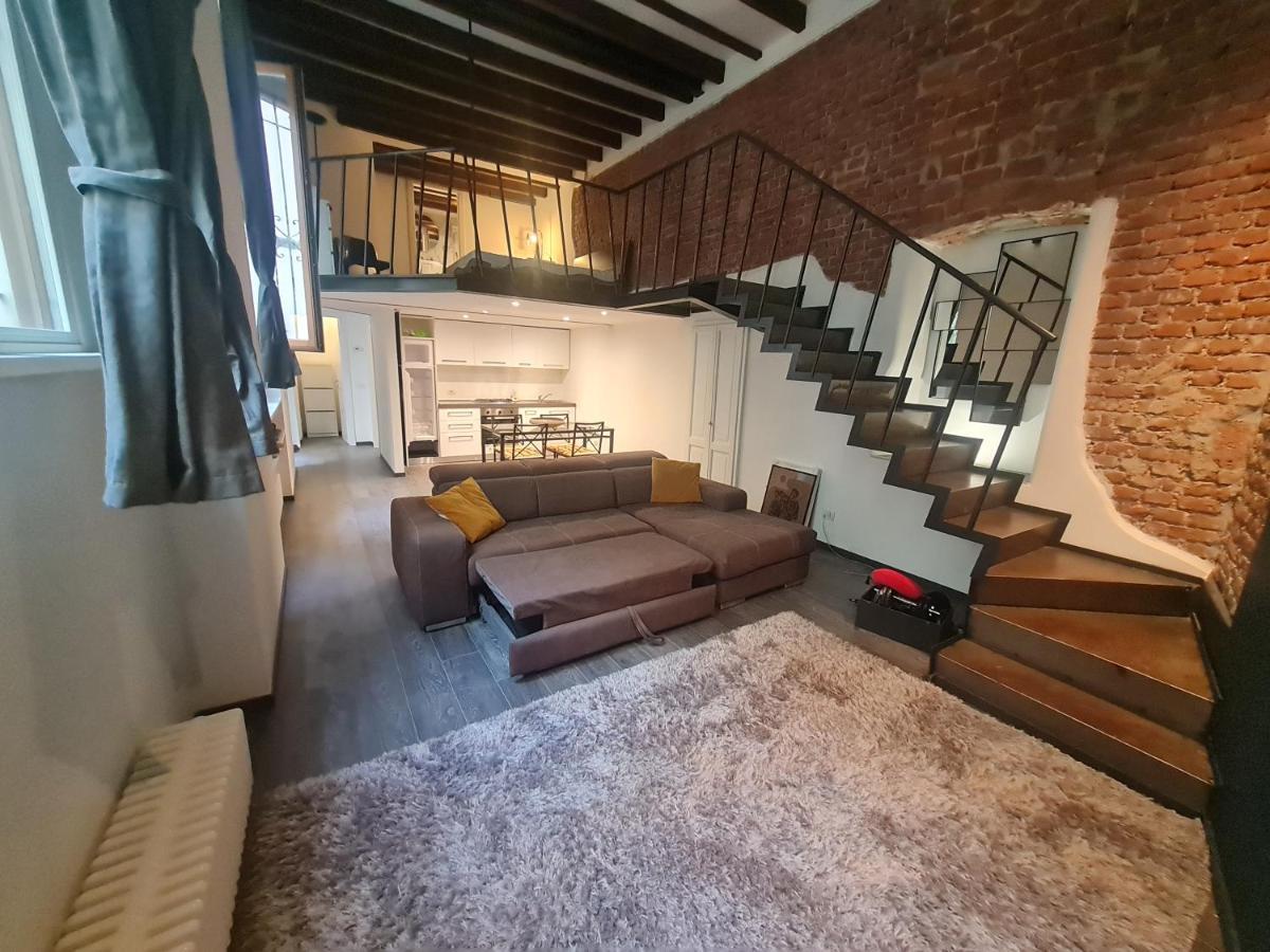 Isola - Ugo Bassi Charme Loft Apartment Milan Exterior photo