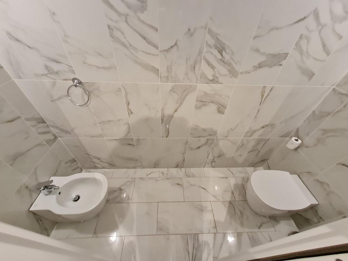 Isola - Ugo Bassi Charme Loft Apartment Milan Exterior photo